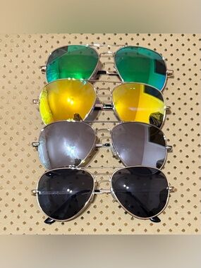 🆕 NEW Unisex UV400 Sunglasses Clearance Bundle